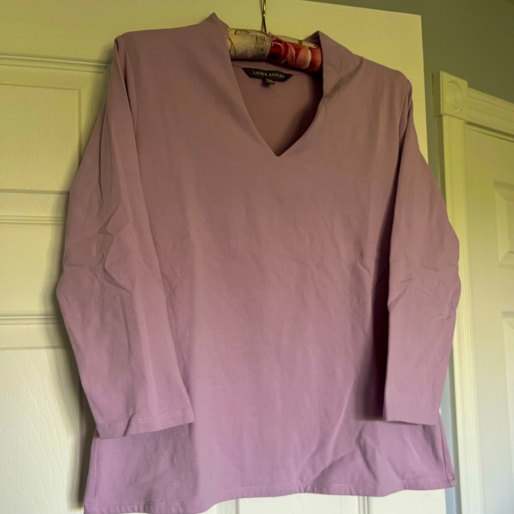 V neck Tee shirt